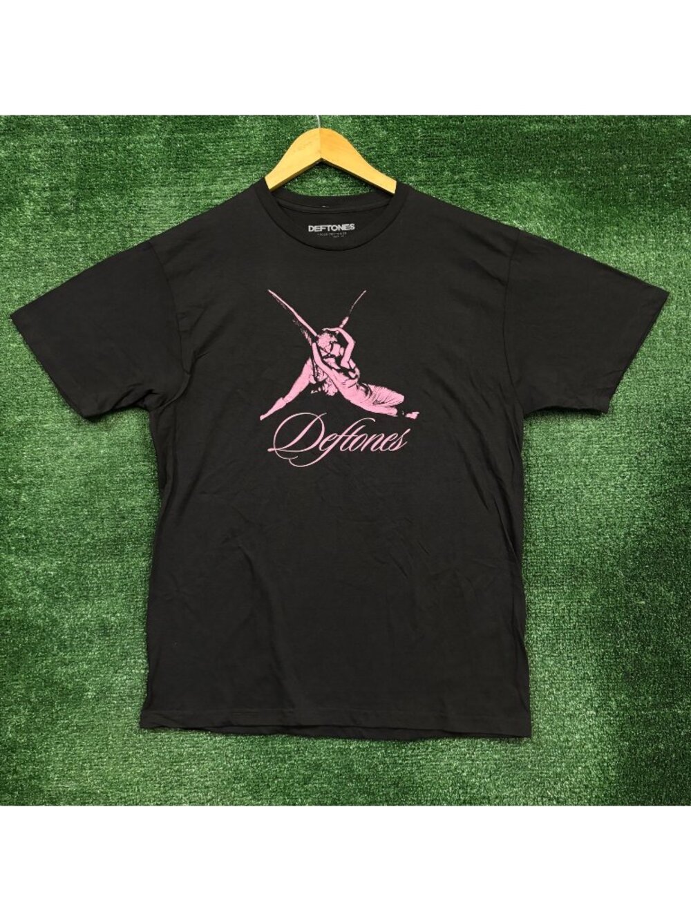 Deftones Angel Embrace Statue Nu Metal Band T-Shirt Size Large